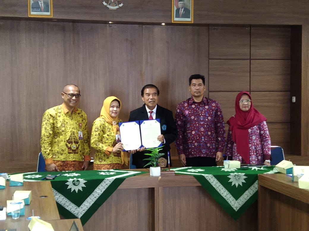 UNW MELAKUKAN KUNJUNGAN BENCHMARKING KE UNIMUS DALAM RANGKA PEMBUKAAN PROGRAM STUDI PASCASARJANA KESEHATAN MASYARAKAT DAN KEPERAWATAN