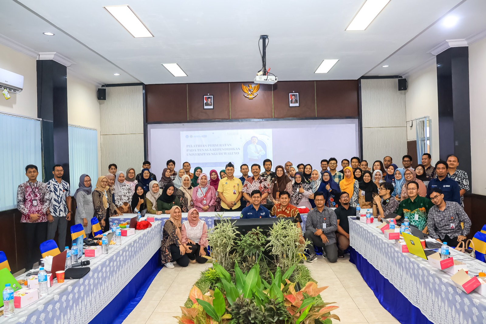 Pelatihan Persuratan pada Tendik di Universitas Ngudi Waluyo, Dipandu Langsung oleh Rektor